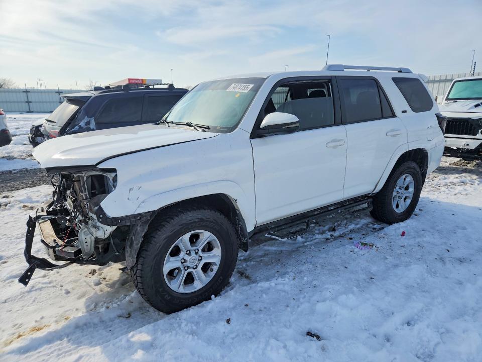 TOYOTA 4RUNNER 2017 with VIN JTEBU5JR9H5455107 - Photo from auction
