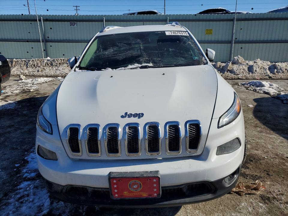 Photo 5 from auction – 2016 JEEP CHEROKEE with VIN 1C4PJMCS9GW111184