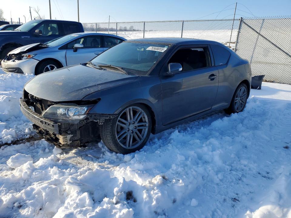 TOYOTA SCION TC 2011 with VIN JTKJF5C78B3004946 - Photo from auction