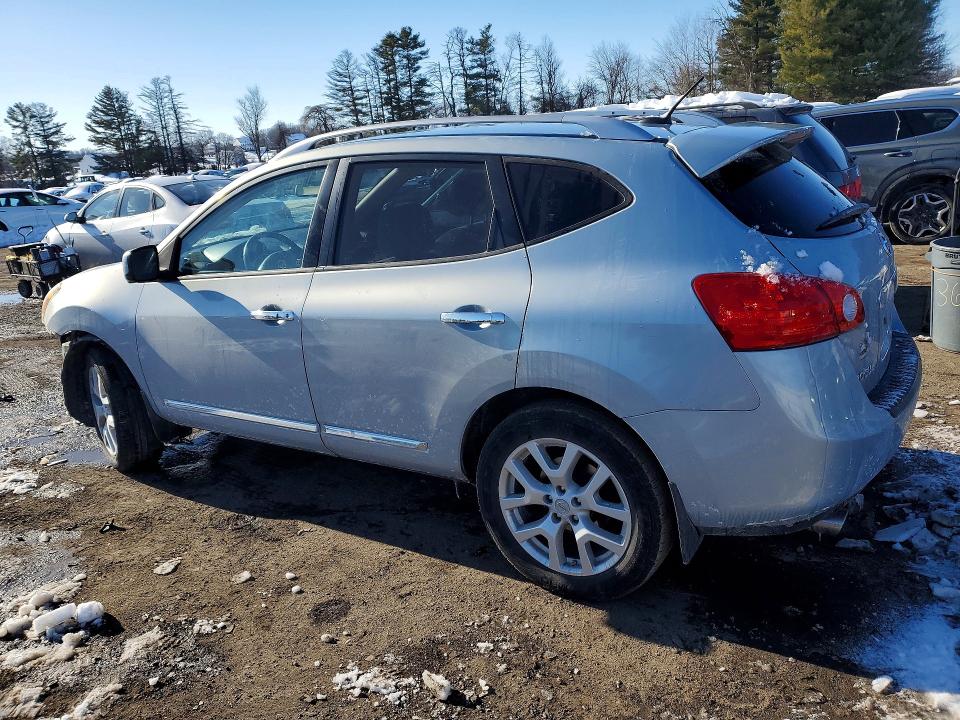 Photo 2 from auction – 2013 NISSAN ROGUE with VIN JN8AS5MV1DW125632
