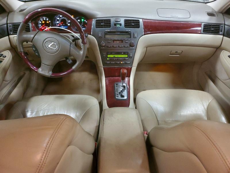 Photo 8 from auction – 2003 LEXUS ES 300 with VIN JTHBF30GX30124561