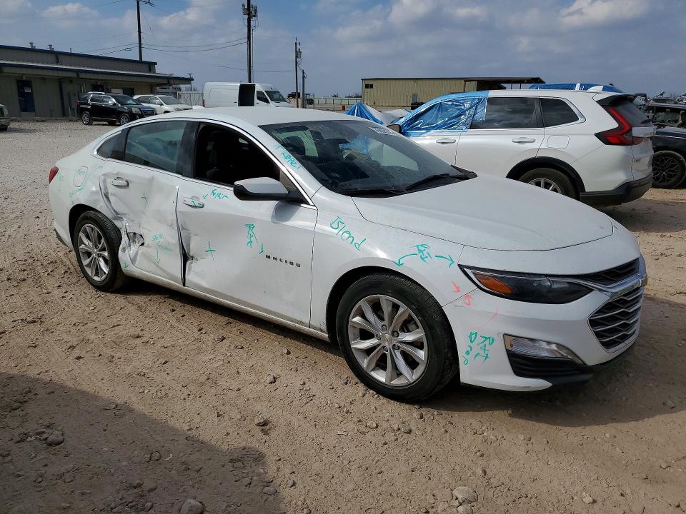 Photo 4 from auction – 2023 CHEVROLET MALIBU with VIN 1G1ZD5ST5PF131098