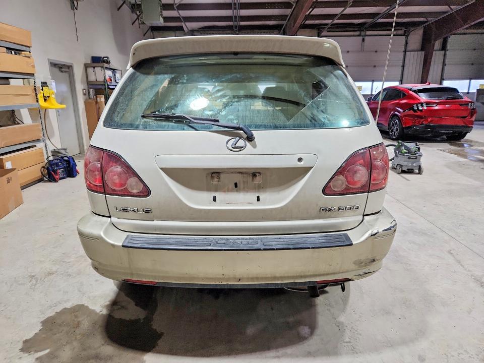 Photo 6 from auction – 2000 LEXUS RX 300 with VIN JT6HF10U3Y0155963