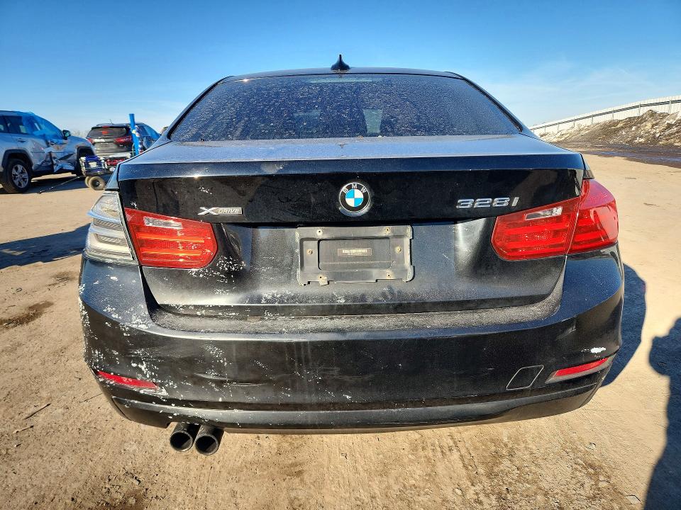 Photo 6 from auction – 2013 BMW 328 XI with VIN WBA3B3C54DF537261