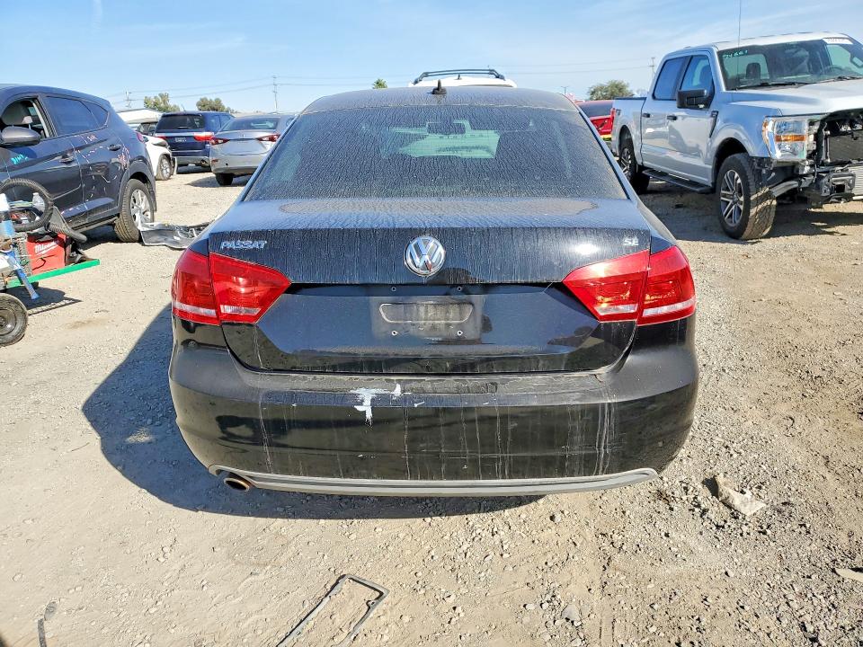 Photo 6 from auction – 2013 VOLKSWAGEN PASSAT with VIN 1VWBP7A30DC092573
