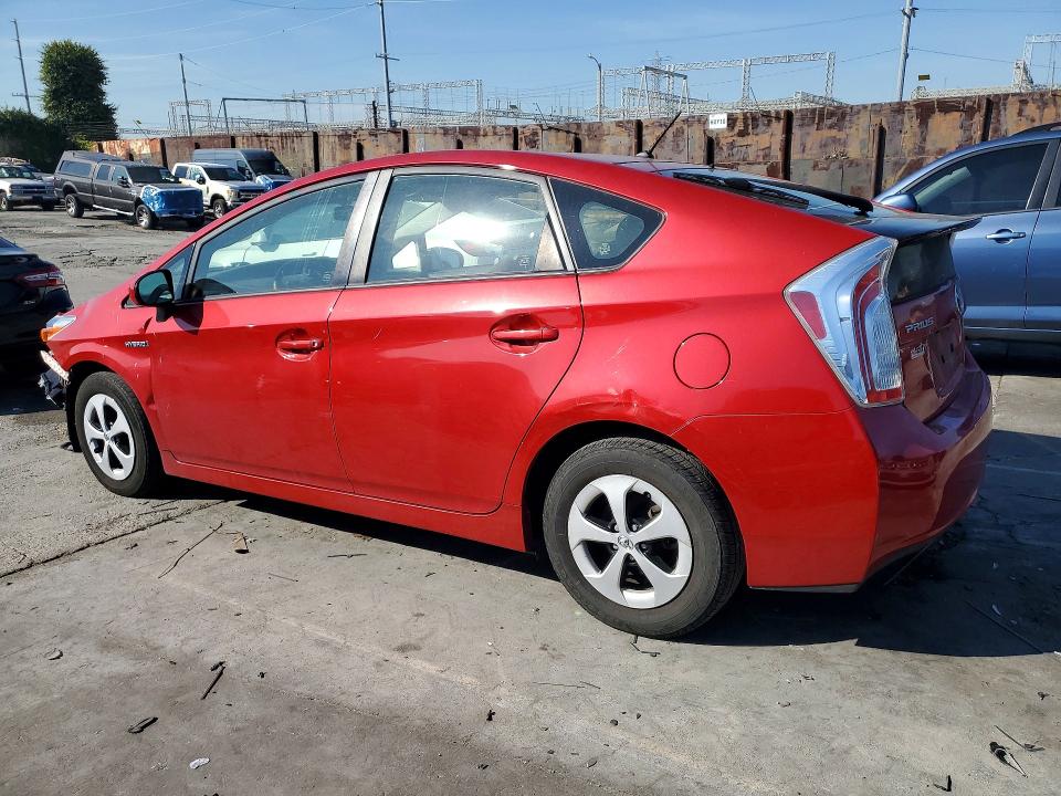 Photo 2 from auction – 2015 TOYOTA PRIUS with VIN JTDKN3DU5F1921027