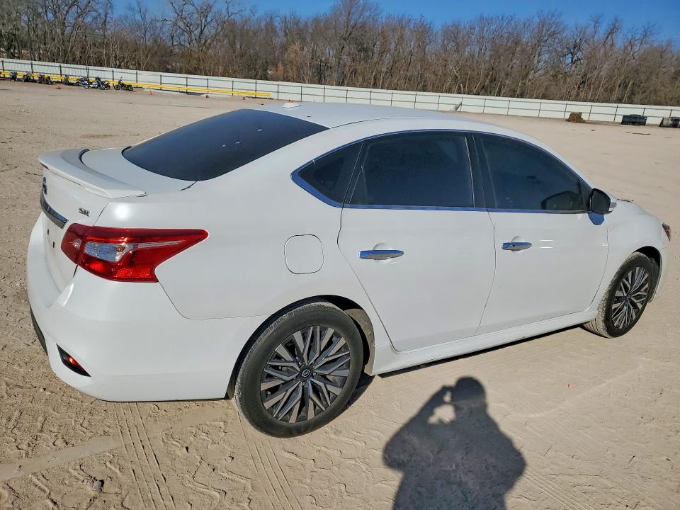Photo 3 from auction – 2018 NISSAN SENTRA S with VIN 3N1AB7AP1JY216775