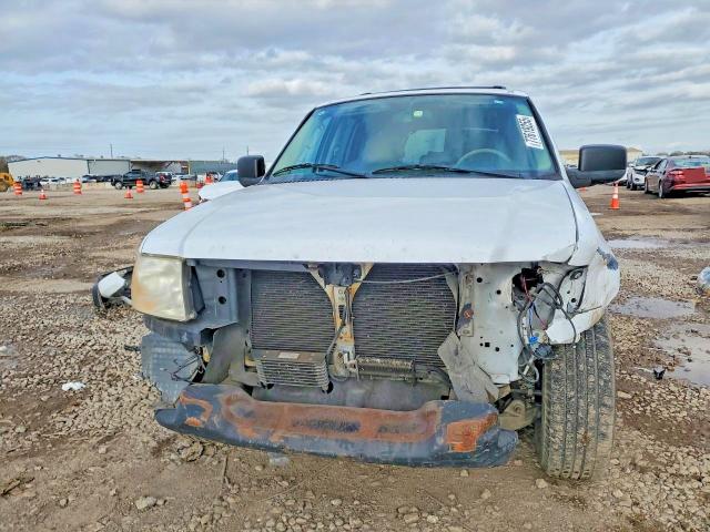 Photo 5 from auction – 2004 FORD EXPEDITION with VIN 1FMRU15W04LB46221