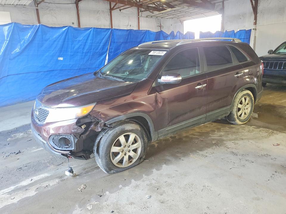KIA SORENTO 2012 z numerem VIN 5XYKT3A68CG223485 - Zdjęcie z aukcji