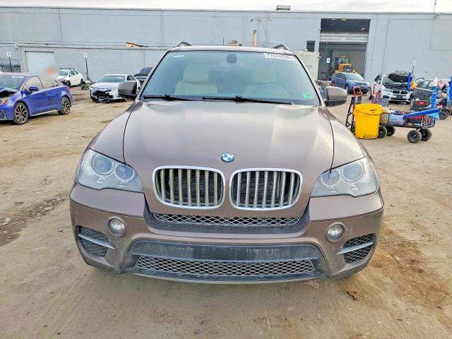Photo 5 from auction – 2012 BMW X5 with VIN 5UXZW0C58CL666389