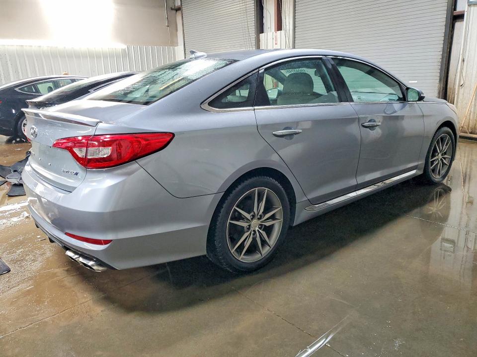 Photo 3 from auction – 2017 HYUNDAI SONATA with VIN 5NPE34AB0HH551712