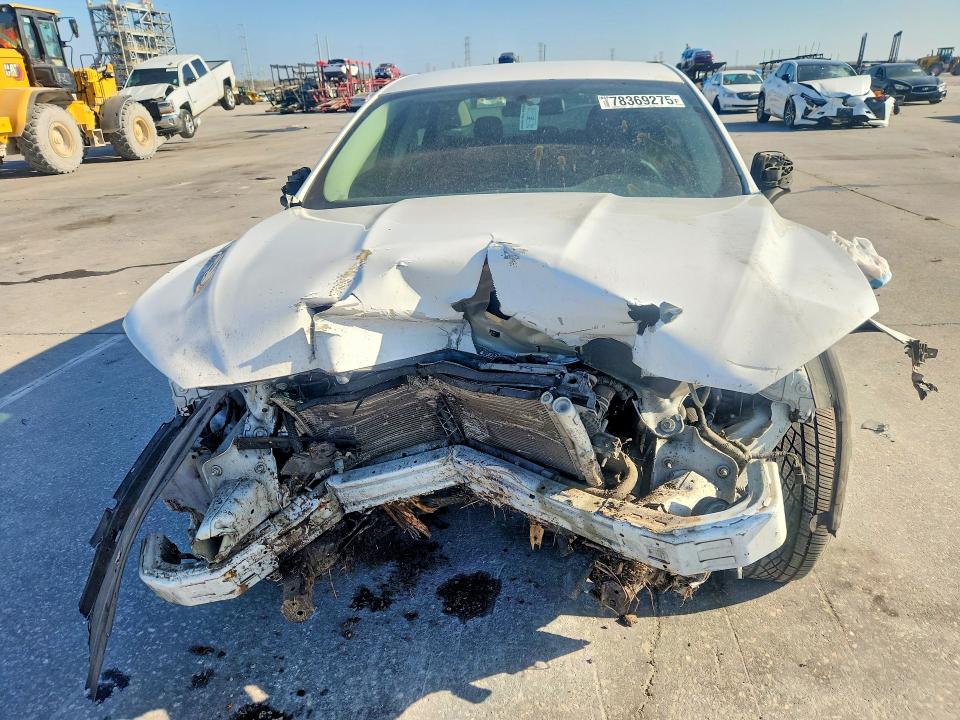 Photo 5 from auction – 2017 FORD FUSION with VIN 3FA6P0LU7HR260899