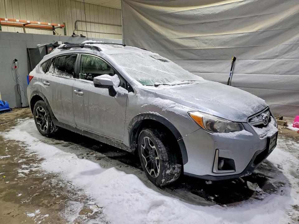Photo 4 from auction – 2016 SUBARU CROSSTREK with VIN JF2GPANC7G8257270