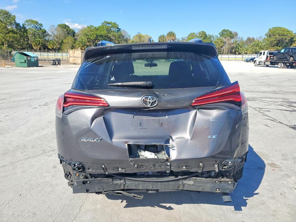 Photo 6 from auction – 2016 TOYOTA RAV4 LE with VIN JTMZFREV5GJ086599