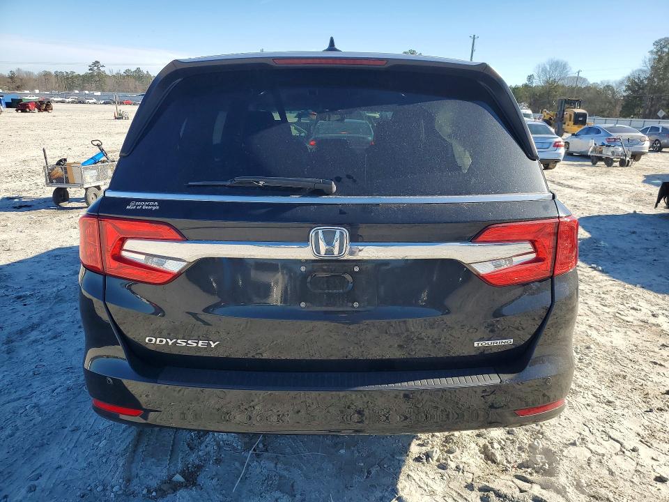 Photo 6 from auction – 2018 HONDA ODYSSEY with VIN 5FNRL6H88JB043628