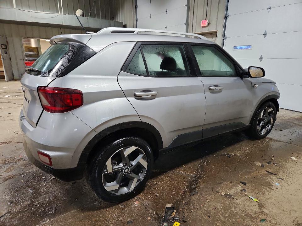 Photo 3 from auction – 2025 HYUNDAI VENUE with VIN KMHRC8A37SU359536
