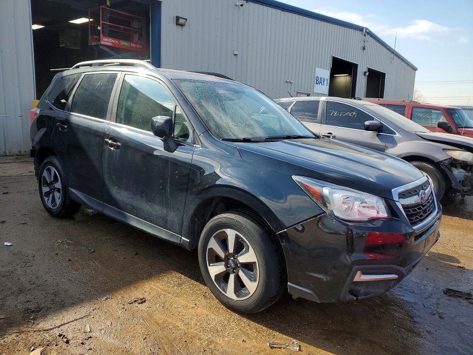 Photo 4 from auction – 2018 SUBARU FORESTER 2 with VIN JF2SJAEC4JH421013