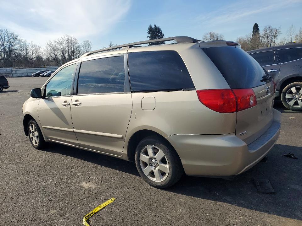Photo 2 from auction – 2007 TOYOTA SIENNA with VIN 5TDZK23C37S094093