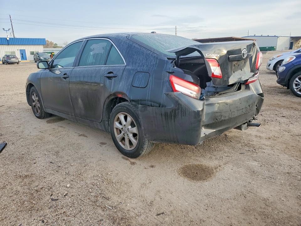 Photo 2 from auction – 2011 TOYOTA CAMRY with VIN 4T1BF3EK0BU177433