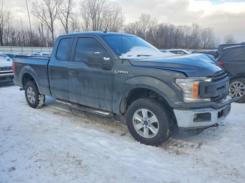 Photo 4 from auction – 2019 FORD F150 SUPER with VIN 1FTFX1E57KKE31376