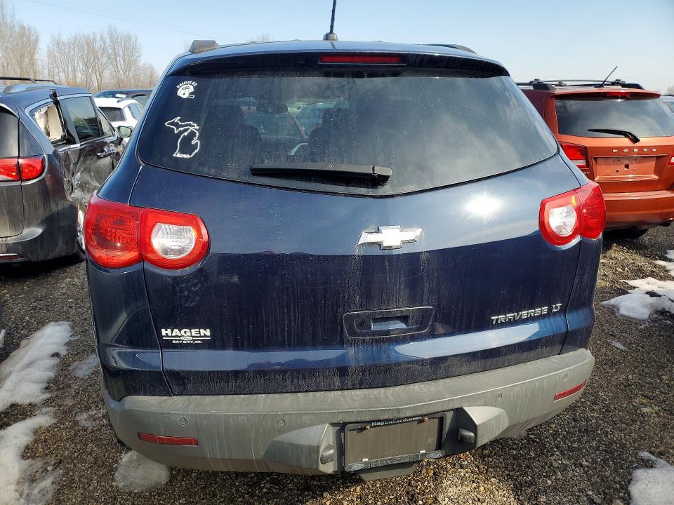Photo 6 from auction – 2011 CHEVROLET TRAVERSE L with VIN 1GNKRGED4BJ383769