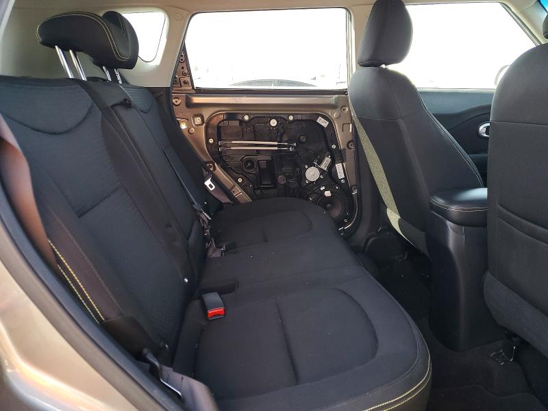 Photo 10 from auction – 2016 KIA SOUL + with VIN KNDJP3A52G7350341
