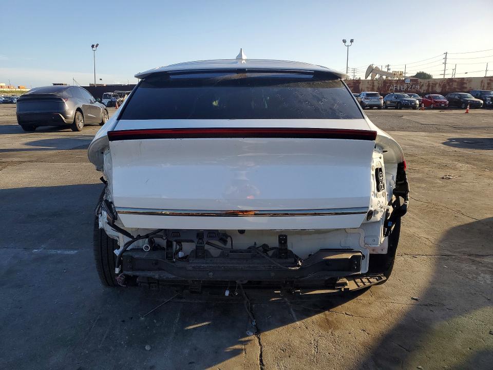 Photo 6 from auction – 2024 KIA EV6 with VIN KNDC44LA6R5223222