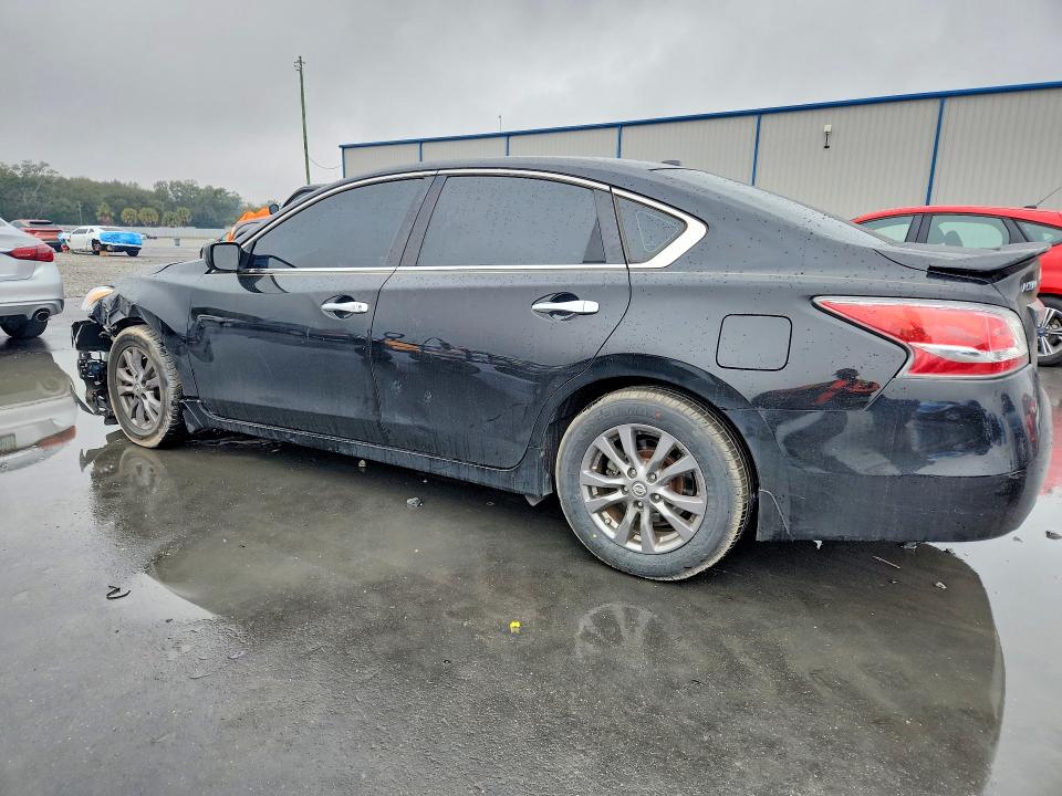 Photo 2 from auction – 2015 NISSAN ALTIMA with VIN 1N4AL3AP5FN913878