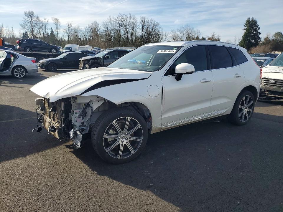 VOLVO XC60 T8 RE 2021 with VIN YV4BR0DL8M1851706 - Photo from auction
