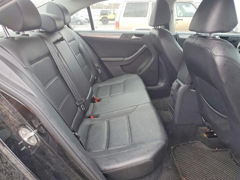 Photo 10 from auction – 2017 VOLKSWAGEN JETTA SE with VIN 3VWDB7AJ7HM402065