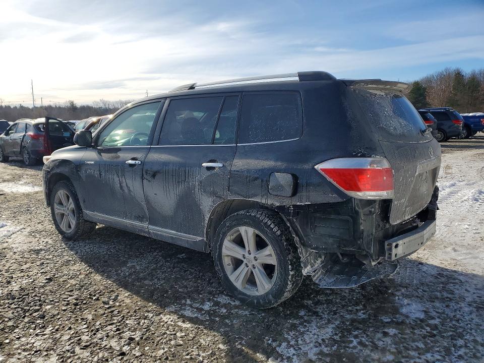 Photo 2 from auction – 2013 TOYOTA HIGHLANDER with VIN 5TDDK3EH6DS250647