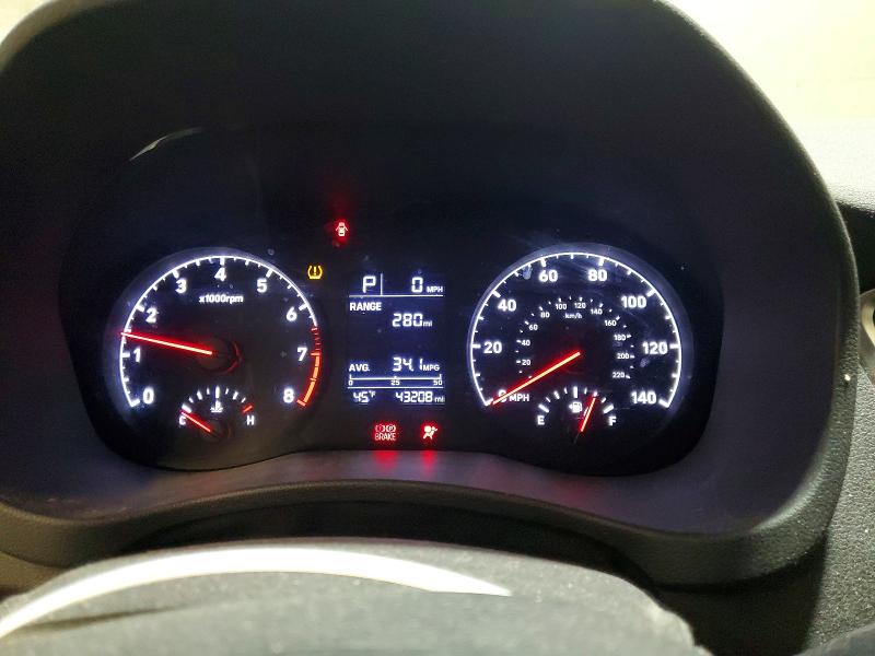 Photo 9 from auction – 2018 HYUNDAI ACCENT with VIN 3KPC24A34JE017786