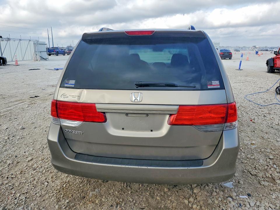 Photo 6 from auction – 2010 HONDA ODYSSEY with VIN 5FNRL3H5XAB089093