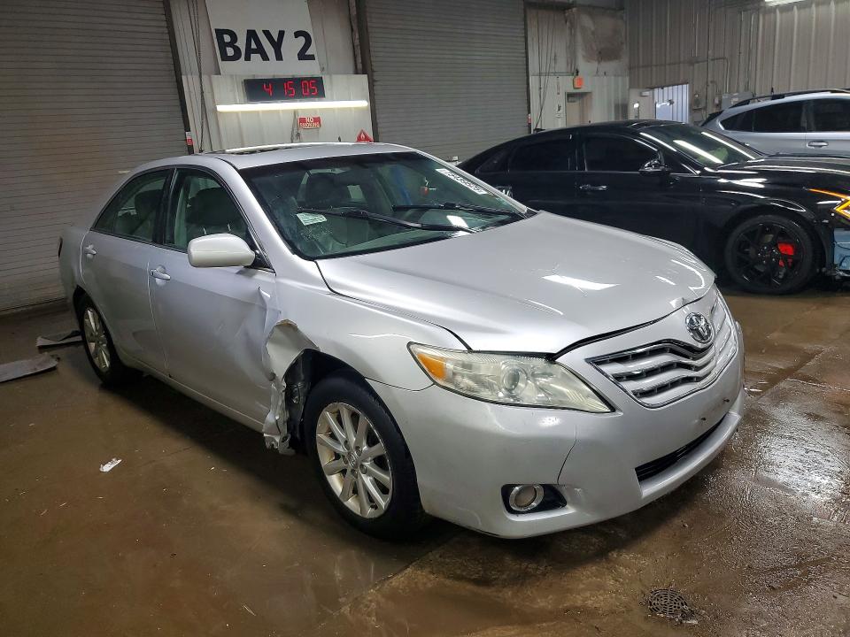 Photo 4 from auction – 2011 TOYOTA CAMRY with VIN 4T1BK3EK7BU611567