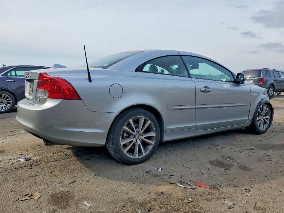 Photo 3 from auction – 2013 VOLVO C70 with VIN YV1672MC5DJ138729