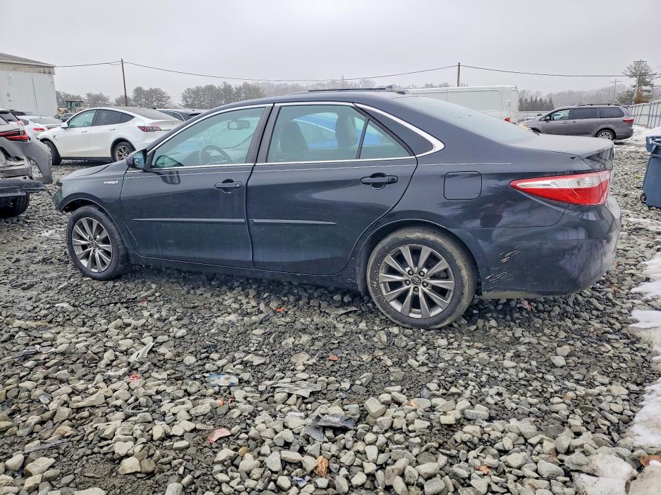 Photo 2 from auction – 2017 TOYOTA CAMRY with VIN 4T1BD1FKXHU203733
