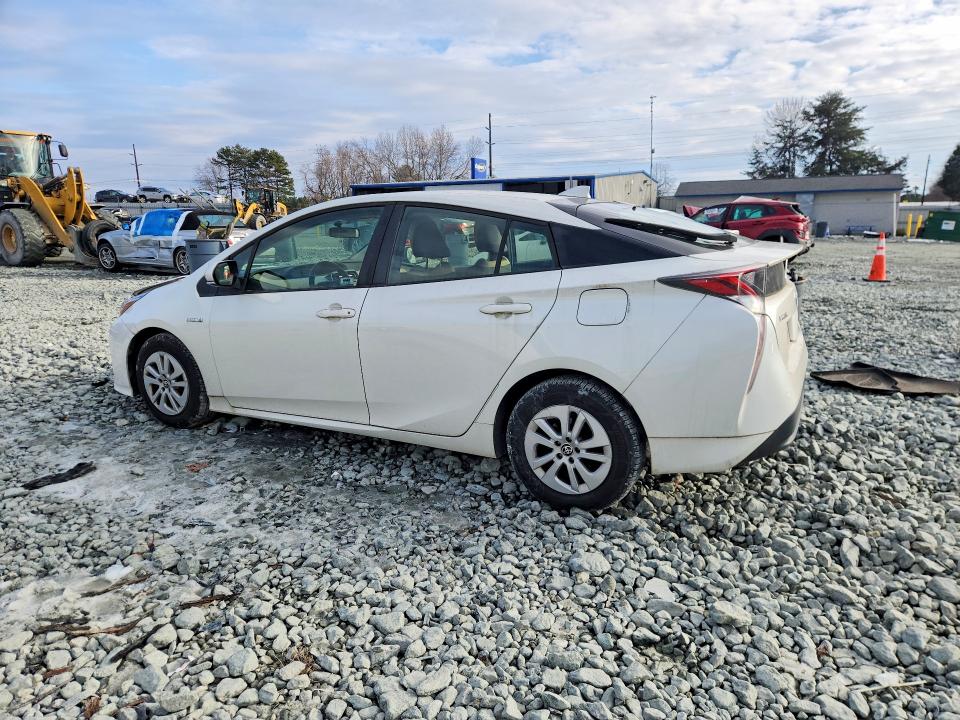 Photo 2 from auction – 2016 TOYOTA PRIUS with VIN JTDKBRFU9G3010004