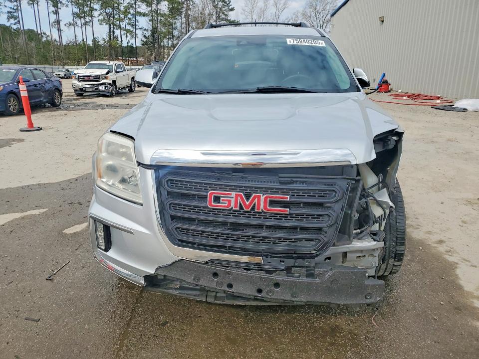 Photo 5 from auction – 2017 GMC TERRAIN SL with VIN 2GKFLTEK2H6254846