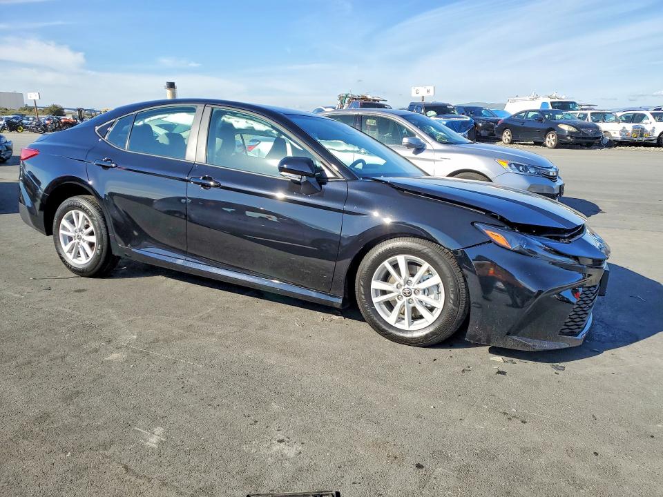 Photo 4 from auction – 2026 TOYOTA CAMRY with VIN 4T1DAACK5TU261358