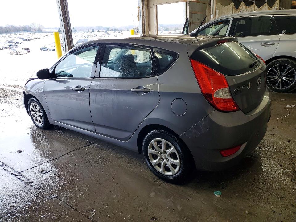 Photo 2 from auction – 2013 HYUNDAI ACCENT GLS with VIN KMHCT5AE5DU114257
