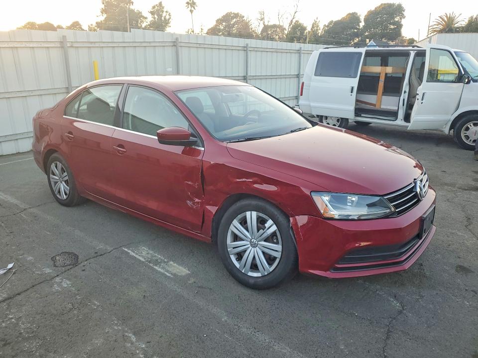 Photo 4 from auction – 2017 VOLKSWAGEN JETTA S with VIN 3VW2B7AJ7HM280279