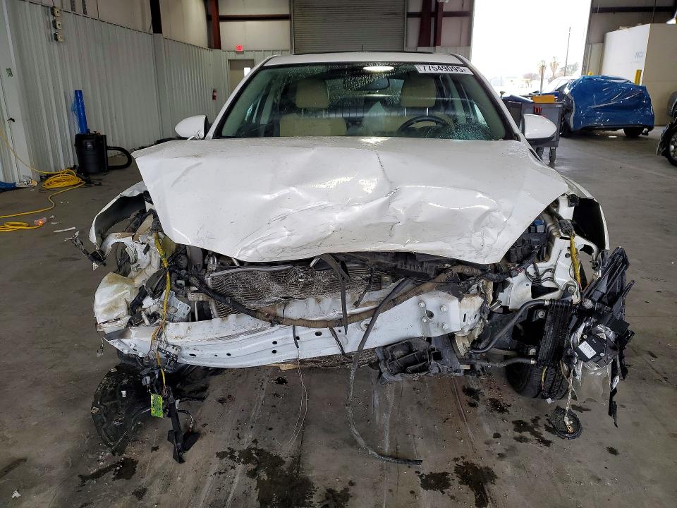 Photo 5 from auction – 2010 MAZDA 3 with VIN JM1BL1H68A1230654