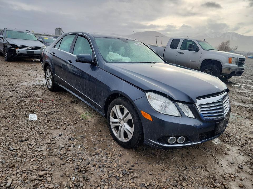 Photo 4 from auction – 2011 MERCEDES-BENZ E with VIN WDDHF8HB1BA362024