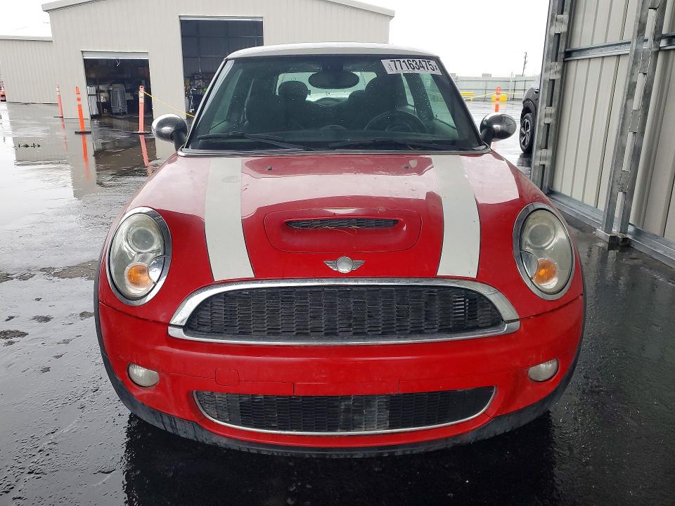 Photo 5 from auction – 2007 MINI COOPER with VIN WMWMF73557TV30311