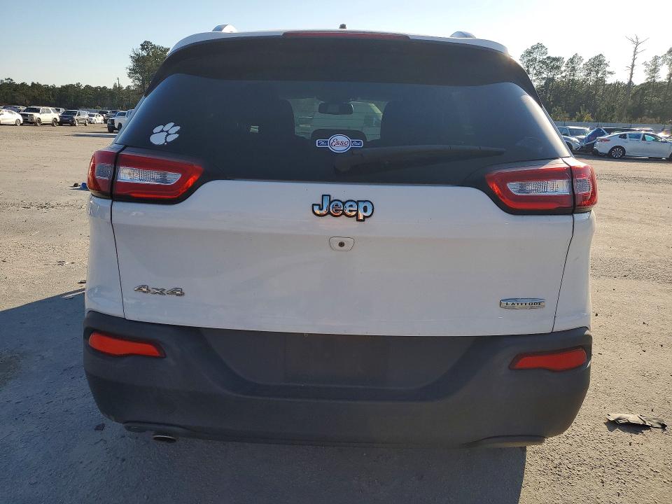 Photo 6 from auction – 2015 JEEP CHEROKEE L with VIN 1C4PJMCB9FW647700