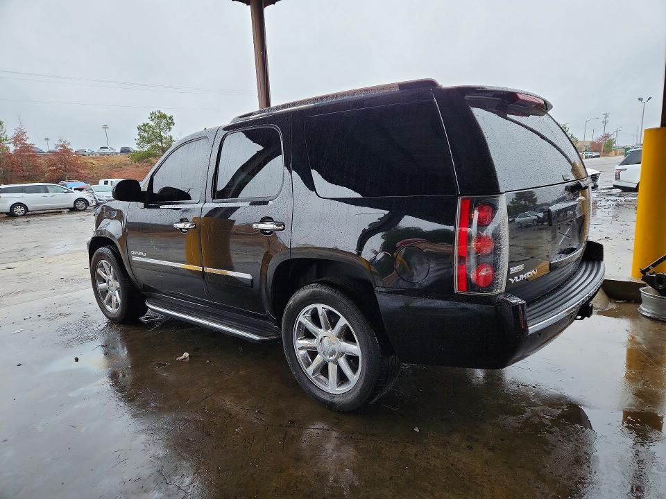 Фото 2 с аукциона – 2011 GMC YUKON DENA с VIN 1GKS1EEF5BR252457