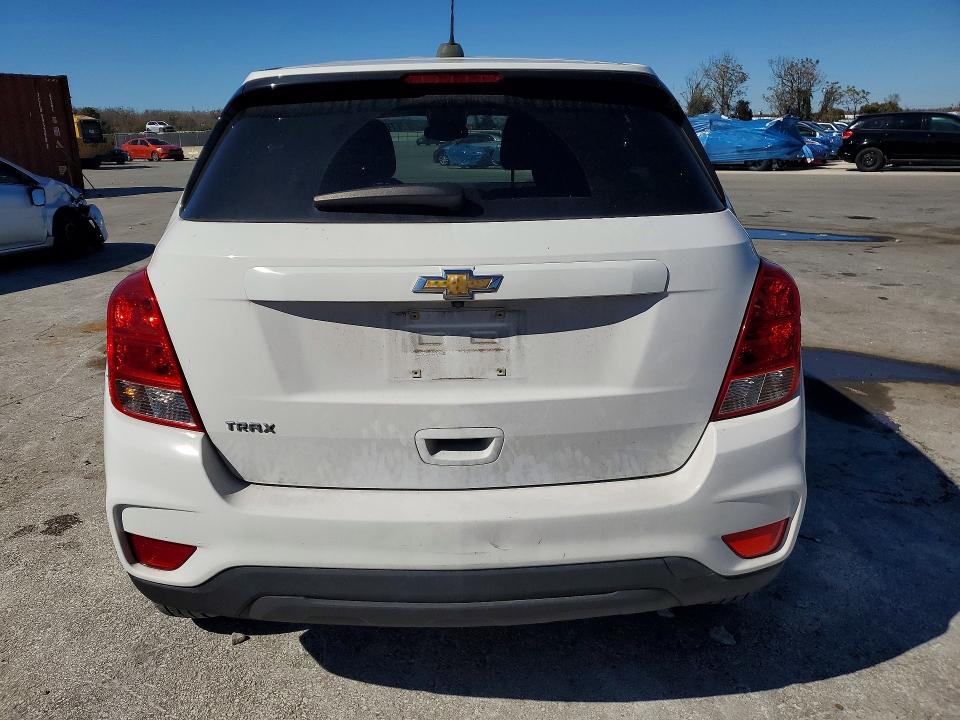 Photo 6 from auction – 2020 CHEVROLET TRAX with VIN 3GNCJKSB4LL297826