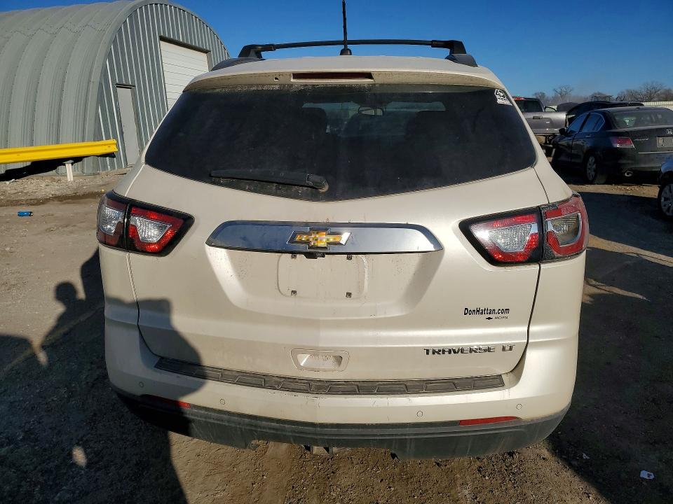 Photo 6 from auction – 2014 CHEVROLET TRAVERSE with VIN 1GNKRGKD7EJ329732