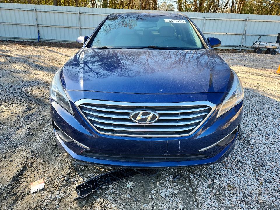 Photo 5 from auction – 2017 HYUNDAI SONATA SE with VIN 5NPE24AF2HH554455