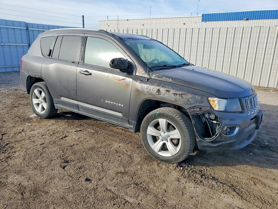 Photo 4 from auction – 2017 JEEP COMPASS with VIN 1C4NJDAB7HD197411